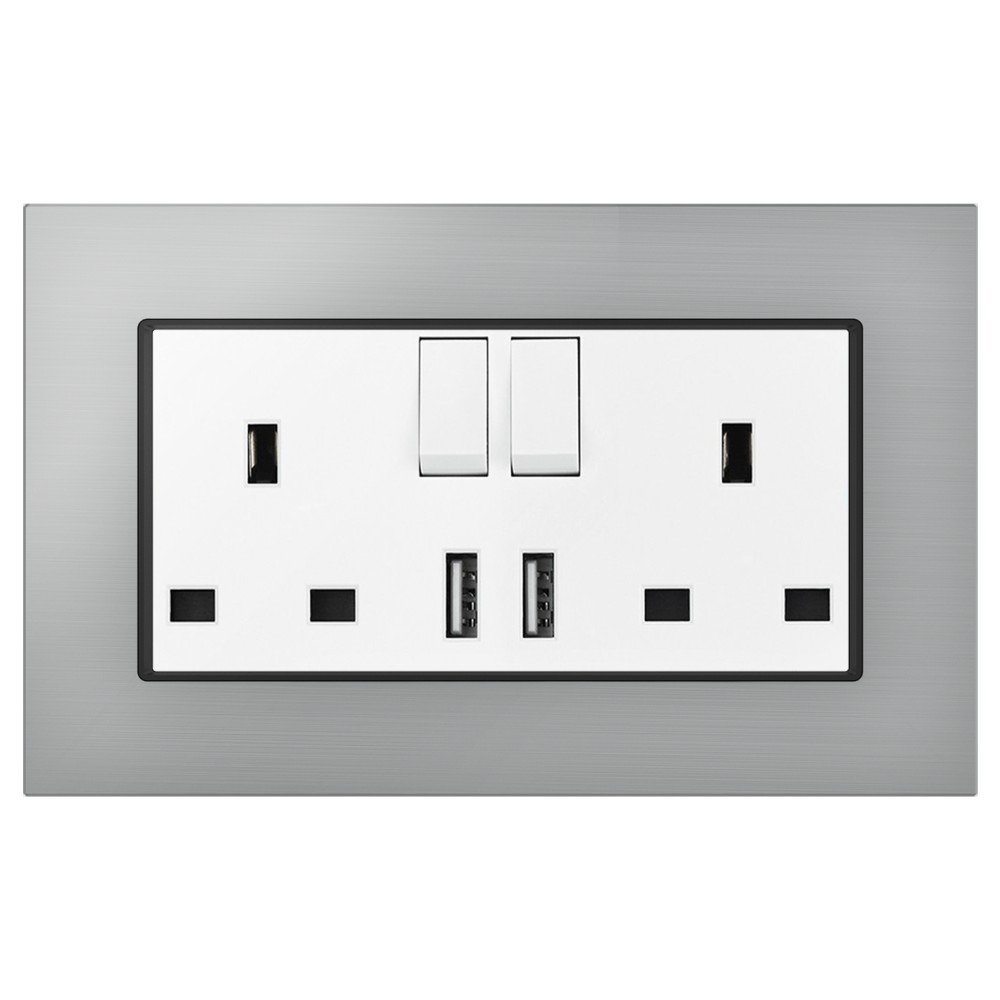 146 Type UK Switched Socket with 2 USB Chargers - White